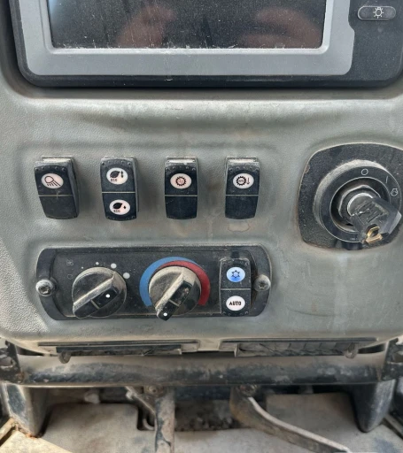 2012 Caterpillar D6N LGP dozer