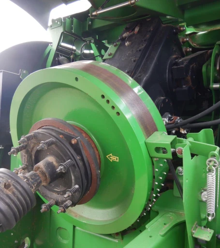 2016 John Deere L340 square baler
