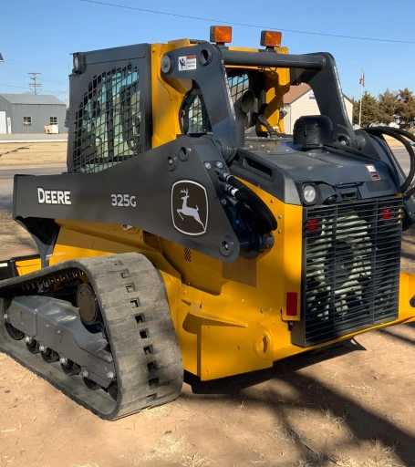 2021 John Deere 325G Skid Steer