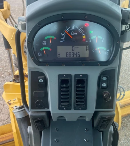 2010 Caterpillar 140M motor grader