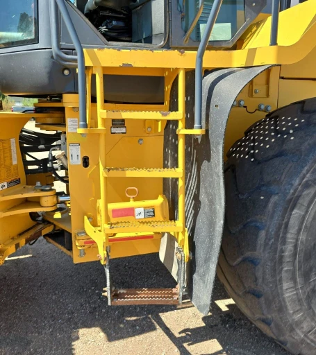 2014 John Deere 824K Wheel Loader