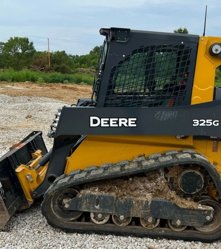 2022 John Deere 325G tracked skid steer loader