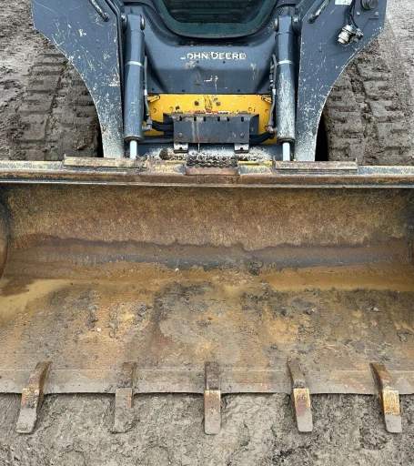 2019 John Deere 325G tracked skid steer loader
