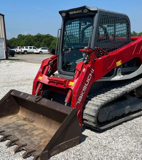 2016 Takeuchi TL12V2 tracked skid steer loader