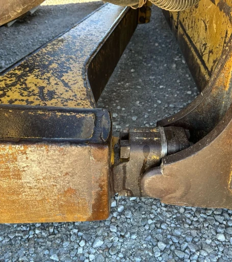 2011 Caterpillar D6T XL dozer
