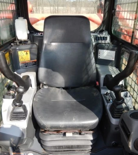 2014 Kubota SVL90-2 tracked skid steer loader