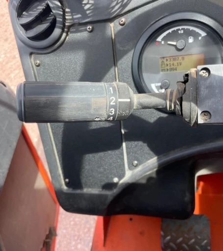 2013 JLG G1055A 4x4x4