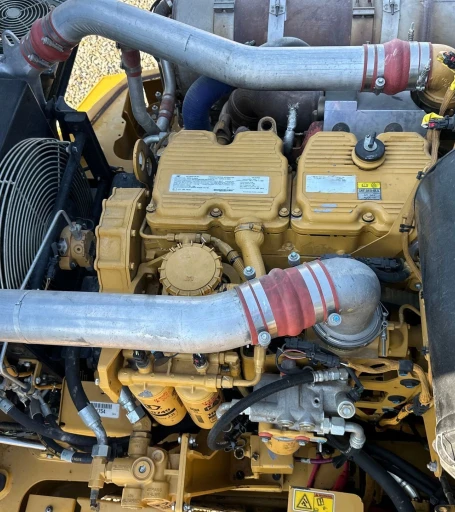 2013 Caterpillar 735B haul truck