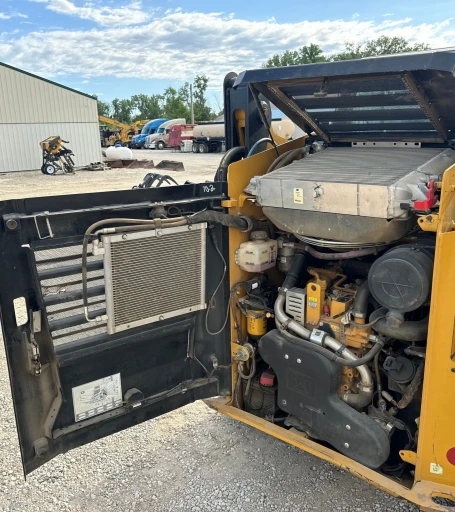 2019 Caterpillar 259D3 tracked skid steer loader
