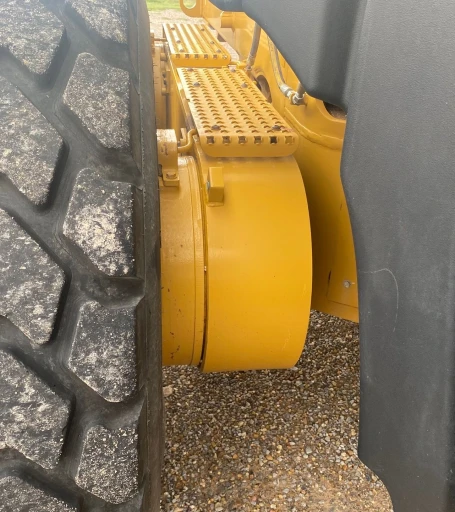 2010 Caterpillar 140M motor grader
