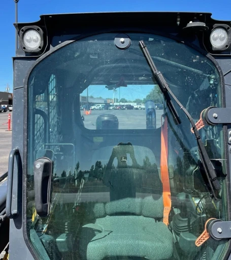 2021 John Deere 325G tracked skid steer loader