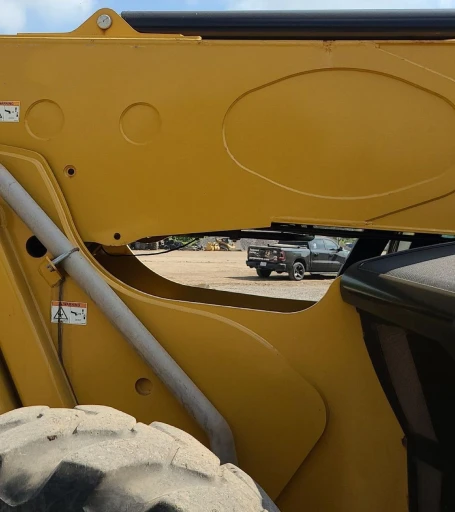 2017 Caterpillar TL1255D telehandler