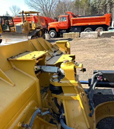 2016 Caterpillar D6K2 LGP dozer