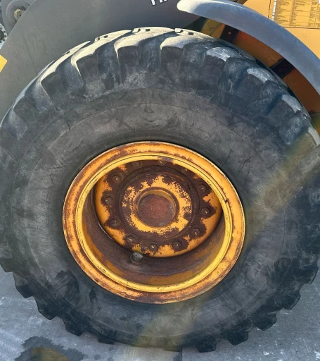 2013 John Deere 444K wheel loader