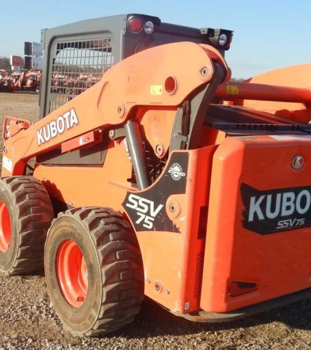 2017 Kubota SSV75 skid steer loader
