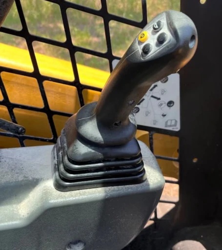 2022 Caterpillar 299D3 Skid Steer Track Loader