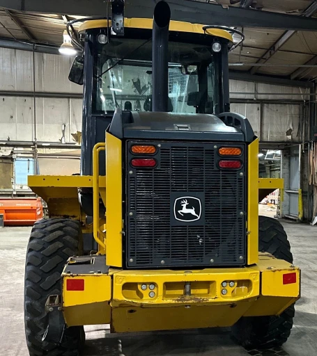 2013 John Deere 444K wheel loader