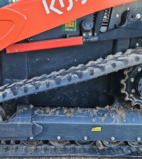 2022 Kubota SVL97-2 tracked skid steer loader