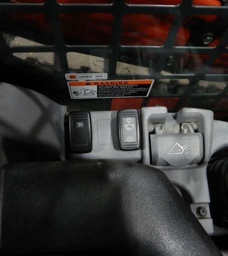 2019 Kubota SVL95-2S tracked skid steer loader