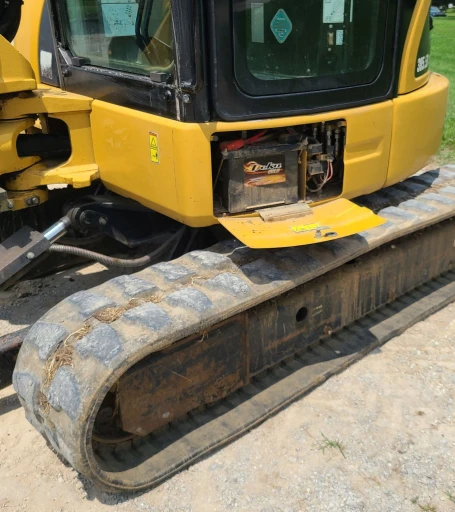 2011 Caterpillar 305.5D CR mini excavator