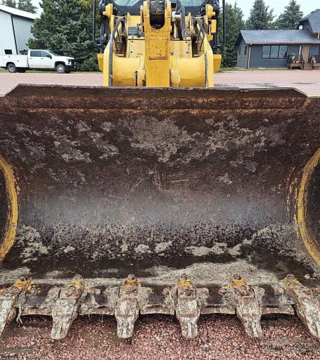 2015 Caterpillar 963D track loader