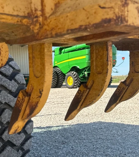 2013 John Deere 772G motor grader
