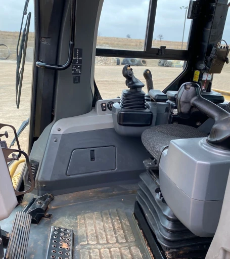 2014 Caterpillar D7E dozer