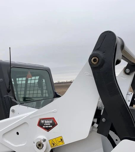 2021 Bobcat T76 R-Series Compact Track Loader