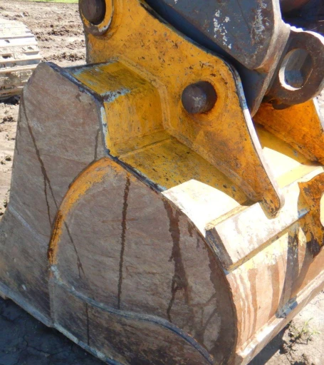 2011 John Deere 200DLC  excavator