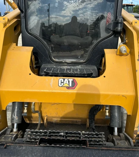 2019 Caterpillar 259D3 tracked skid steer loader