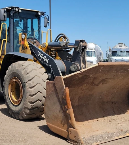 2012 John Deere 744K wheel loader