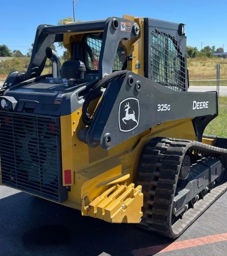 2021 John Deere 325G tracked skid steer loader