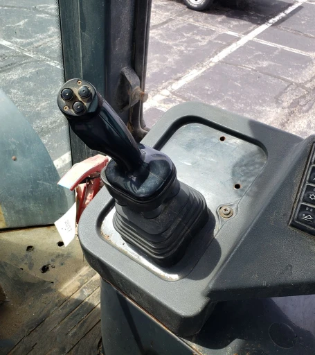 2004 John Deere 544J wheel loader