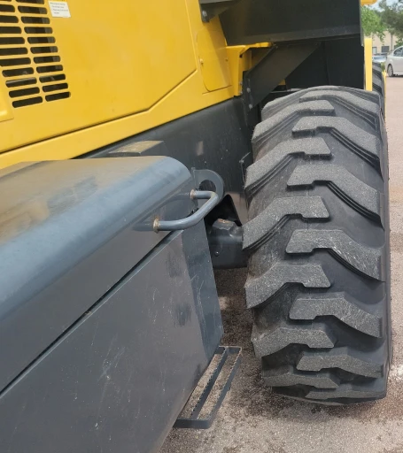 2005 Komatsu WA320 wheel loader