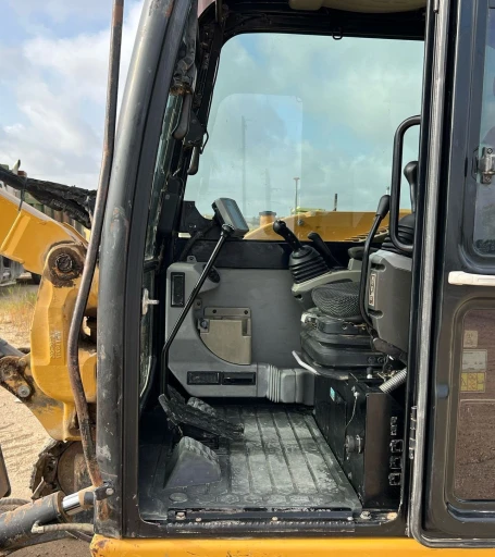 2016 Caterpillar 308E2 CR mini excavator