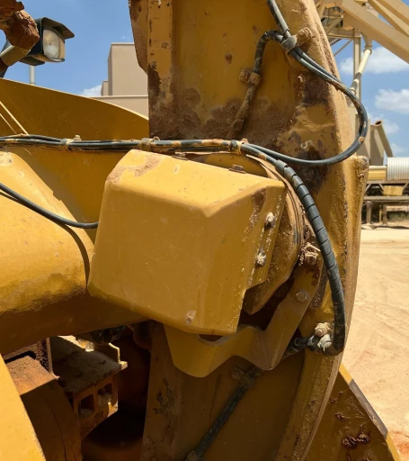 2013 Caterpillar 966K wheel loader