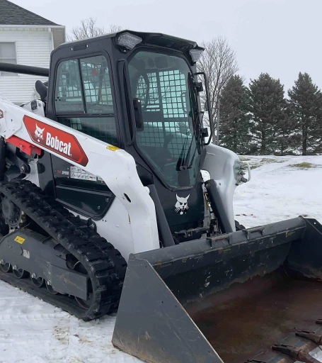 Bobcat T76 R-Series Compact Track Loader