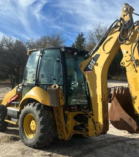 2015 Caterpillar 420F backhoe