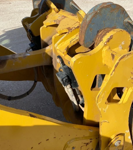 2017 Caterpillar 938M wheel loader