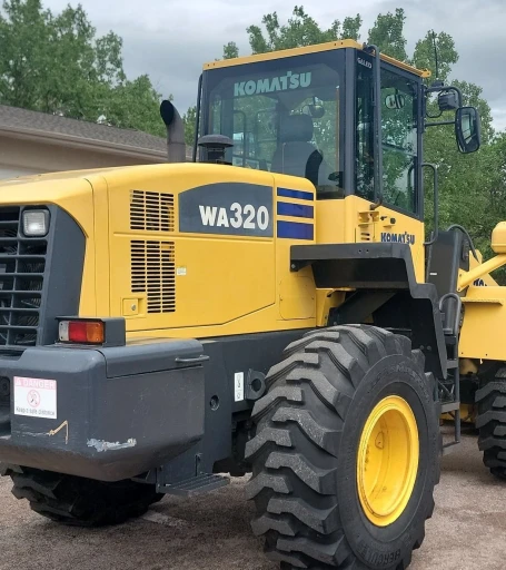 2005 Komatsu WA320 wheel loader