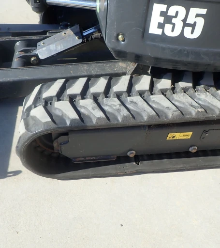 2015 Bobcat E35  mini excavator