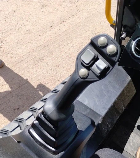2021 JCB 215T Super tracked skid steer loader