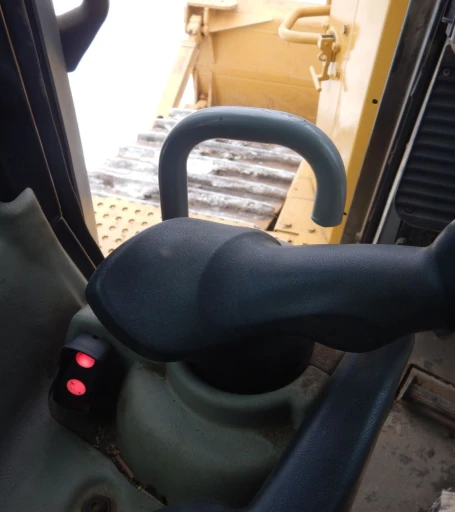 Caterpillar D6T LGP dozer