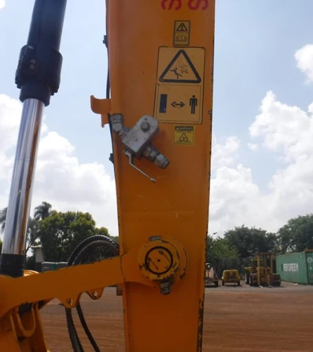 2013 JCB JS220LC EXCAVATOR