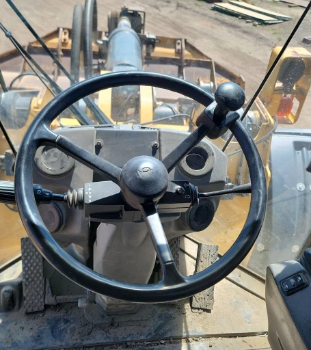2012 John Deere 744K wheel loader