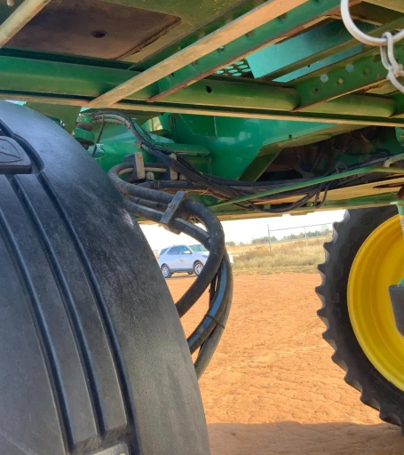 2011 John Deere 4730 Self-Propelled Sprayer