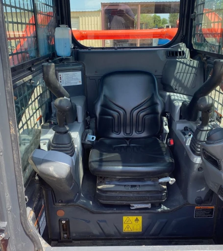 2021 Kubota SVL65-2  tracked skid steer loader