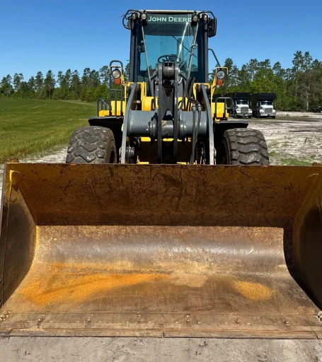 2014 John Deere 624K wheel loader