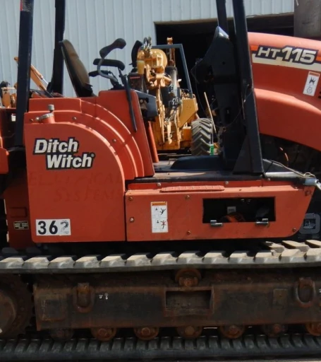 2004 Ditch Witch HT115 cable plow