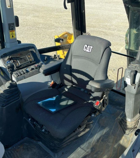 2021 Caterpillar 420ST HRC backhoe